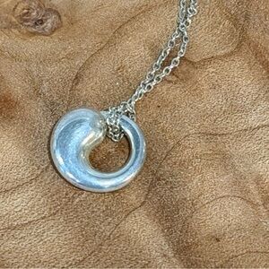 Tiffany & Co.  Eternal circle Pendant w/ 925 Tiffany & Co. sterling silver chain